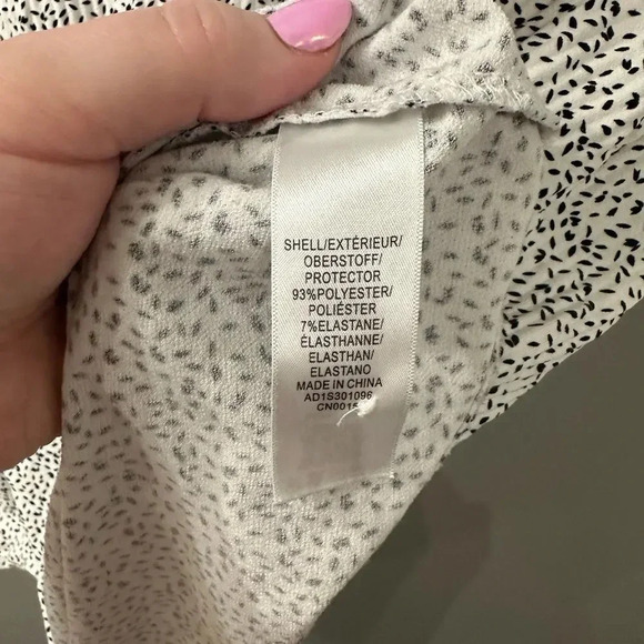Adrianna Papell Shirt XL Ribbed Double Sleeve Black and White Dot Top - Picture 6 of 7